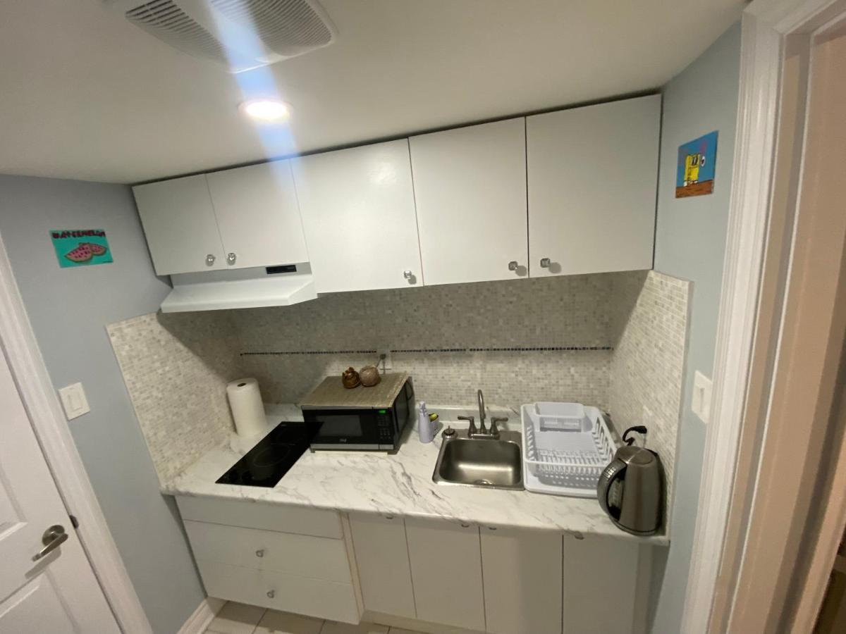 2 Bedroom With 2 Ensuites Unit In Ричмонд-Гілл Екстер'єр фото