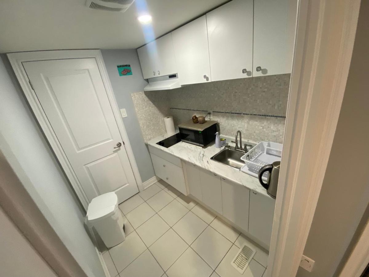 2 Bedroom With 2 Ensuites Unit In Ричмонд-Гілл Екстер'єр фото